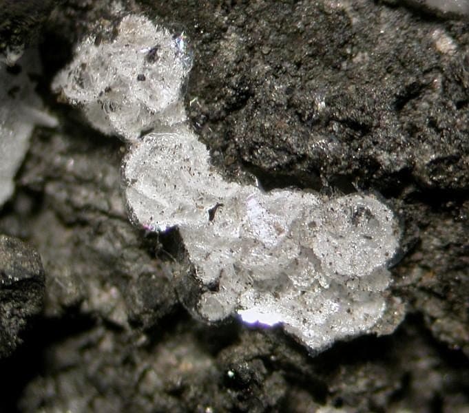 Ravatite mineral