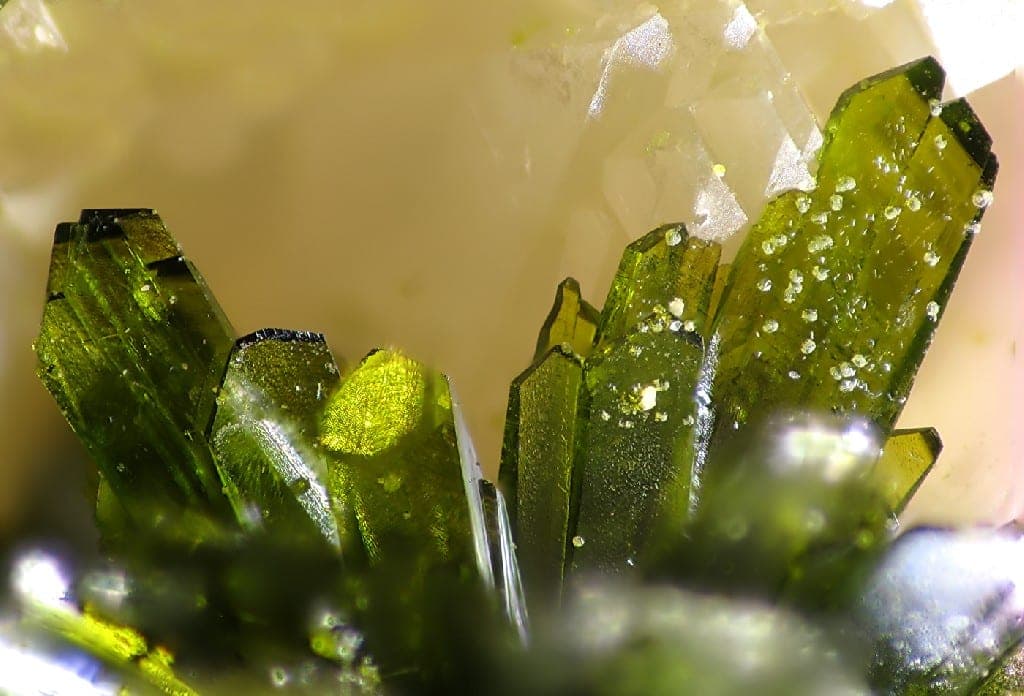 Rodalquilarite mineral