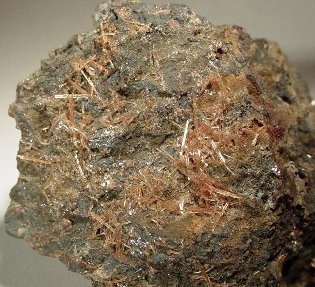 Seamanite mineral