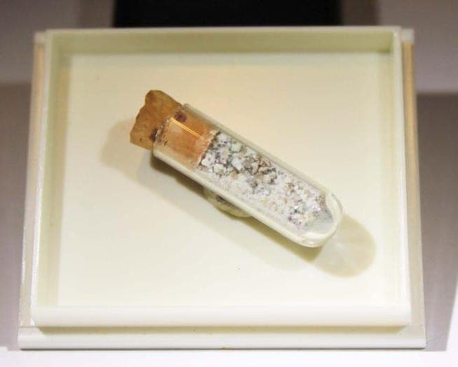 Siderotil mineral