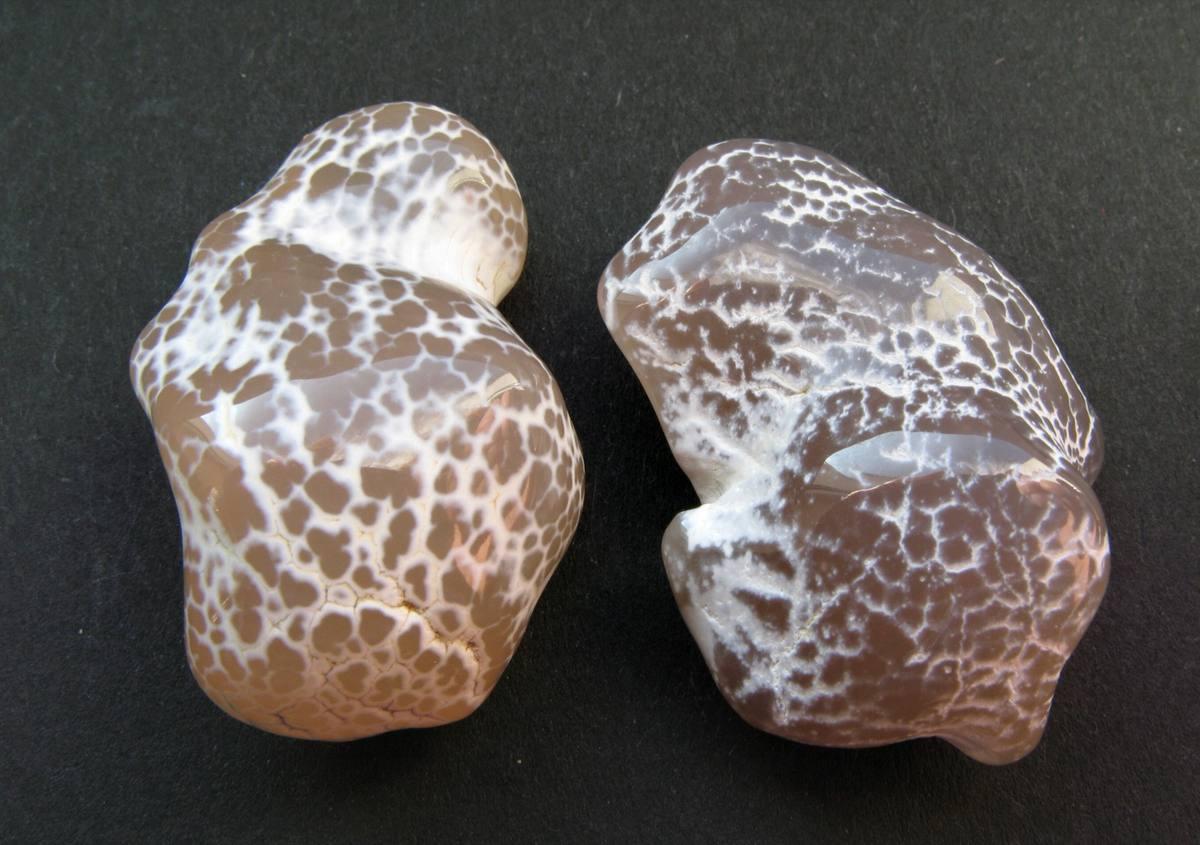 Snakeskin Agate gemstone