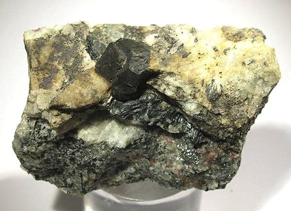Steenstrupine-(Ce) mineral — Steenstrupine (Ce) 21582
