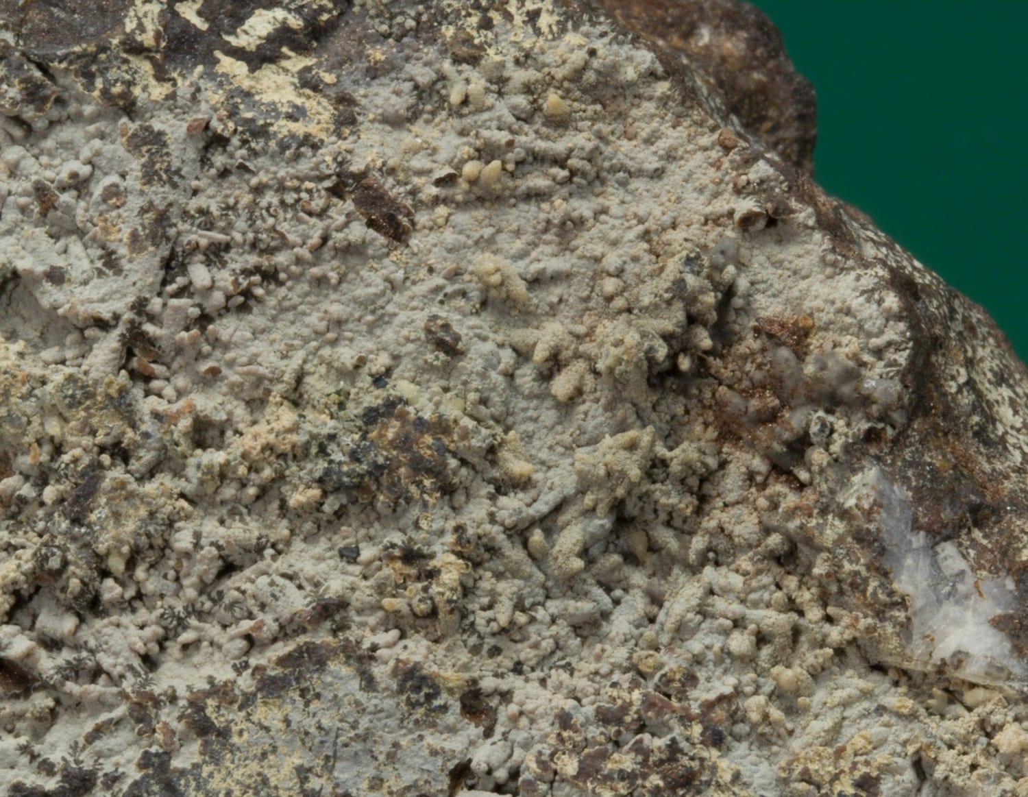 Svabite mineral