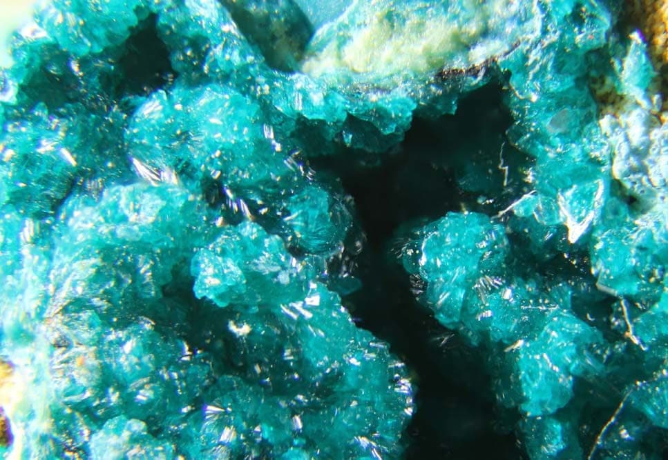 Tangdanite mineral