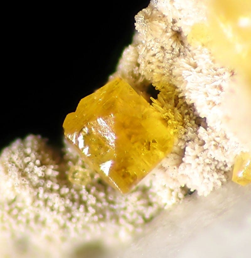 Tetrawickmanite mineral