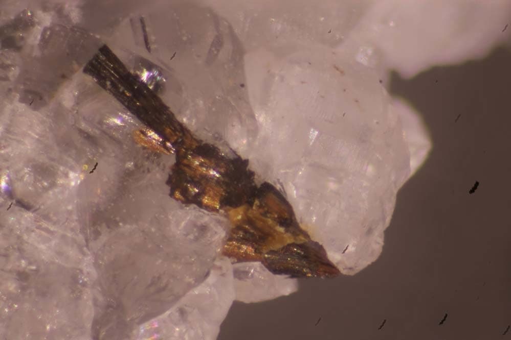 Tochilinite mineral