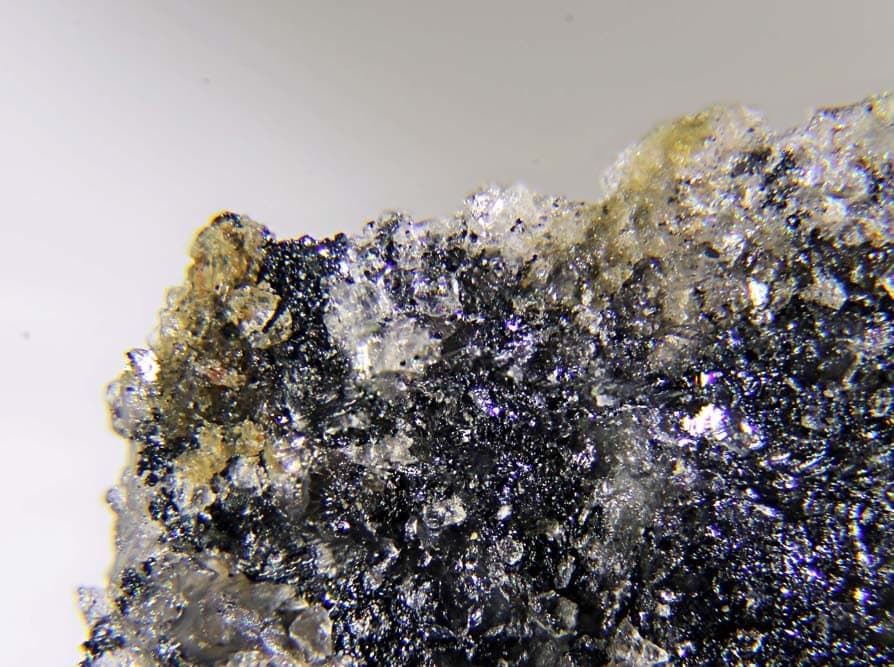 Trigonite mineral