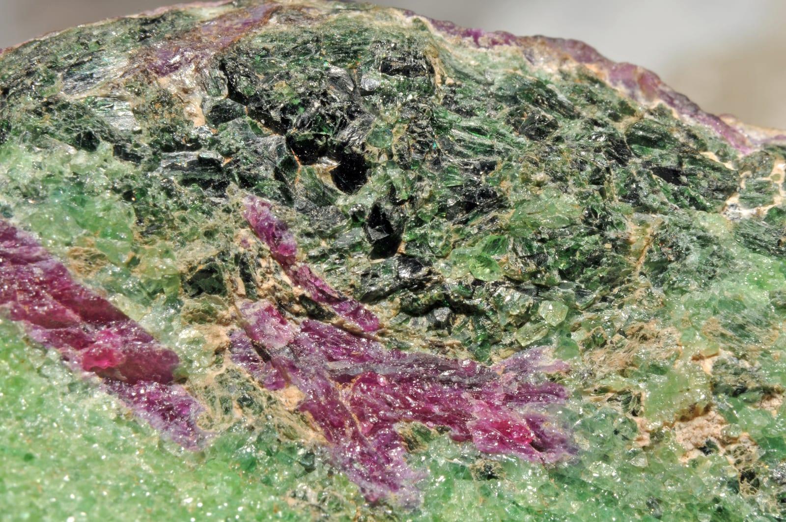 Tschermakite mineral