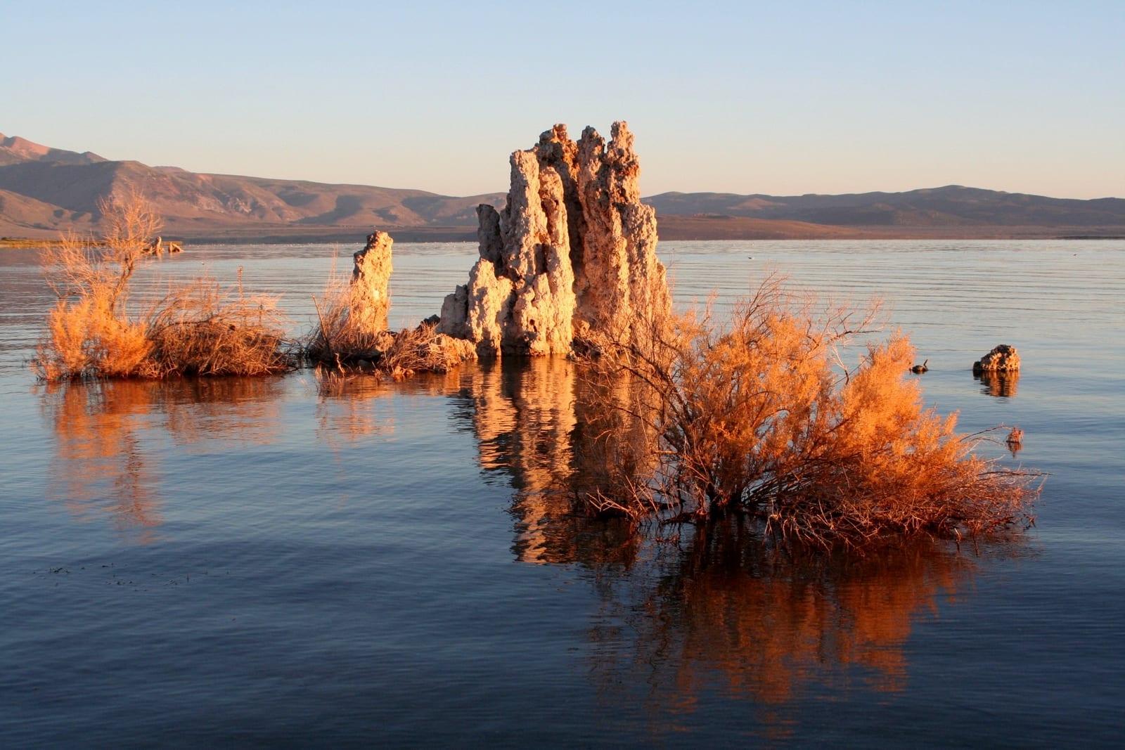 Tufa sedimentary
