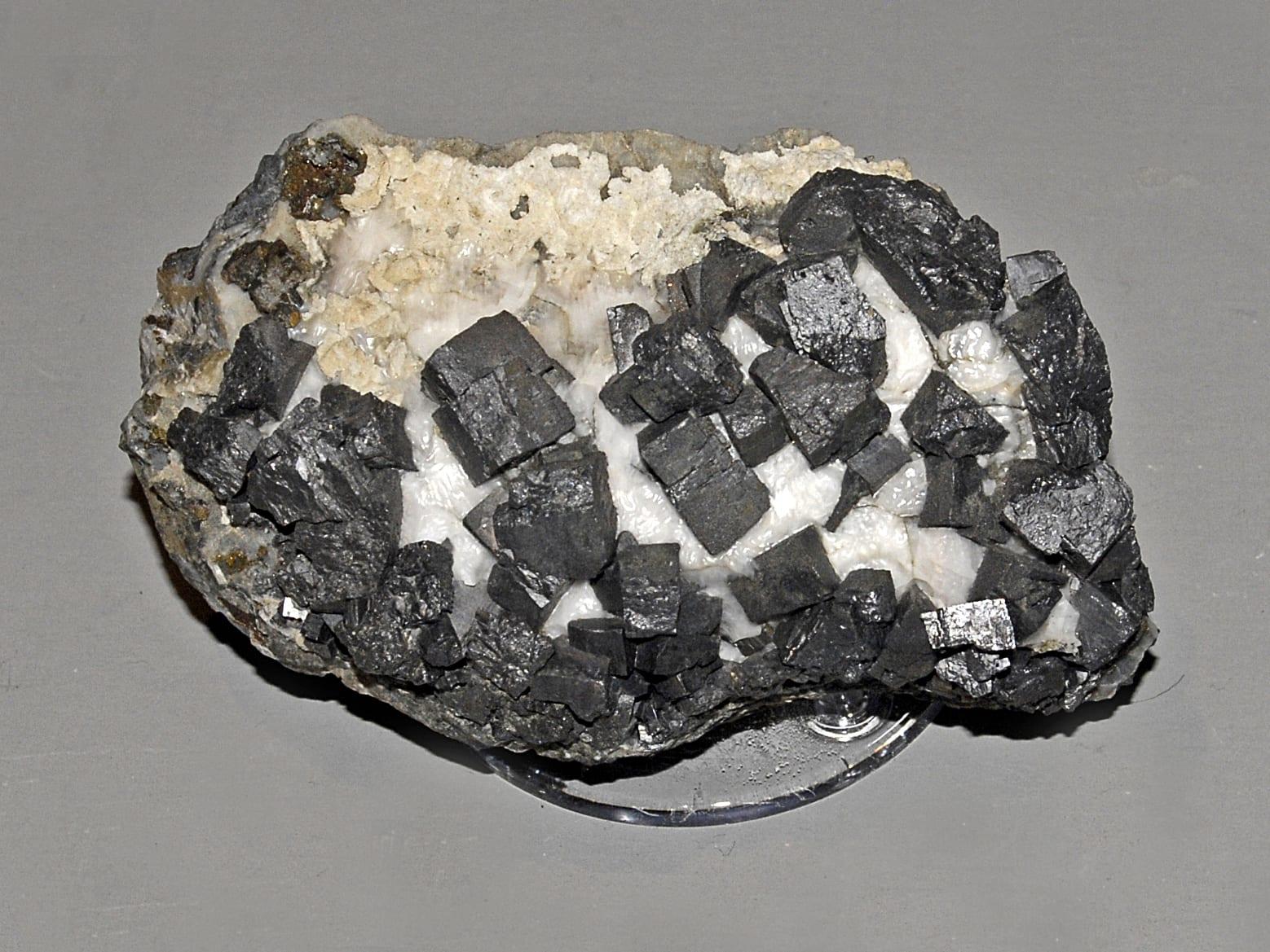 Ullmannite mineral
