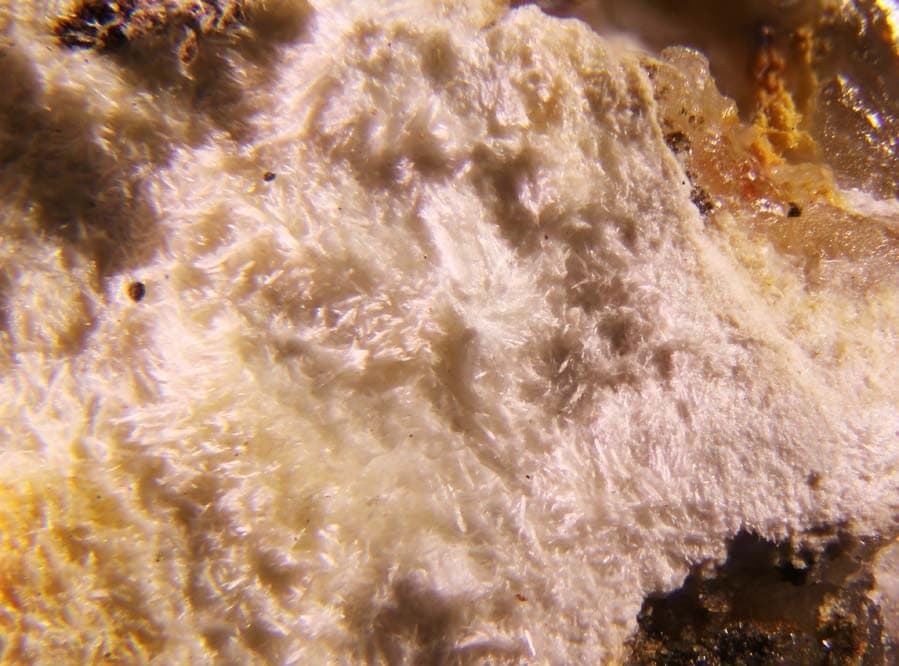 Uralolite mineral