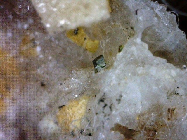 Vaesite mineral