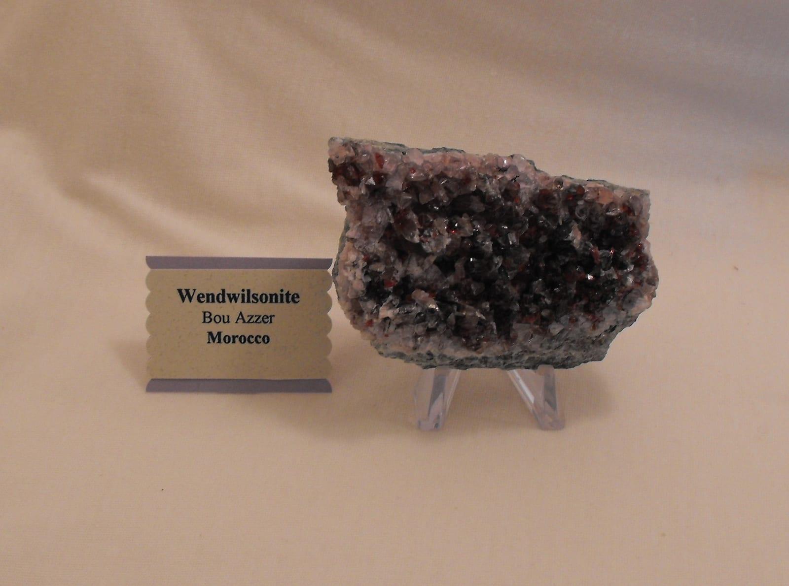 Wendwilsonite mineral