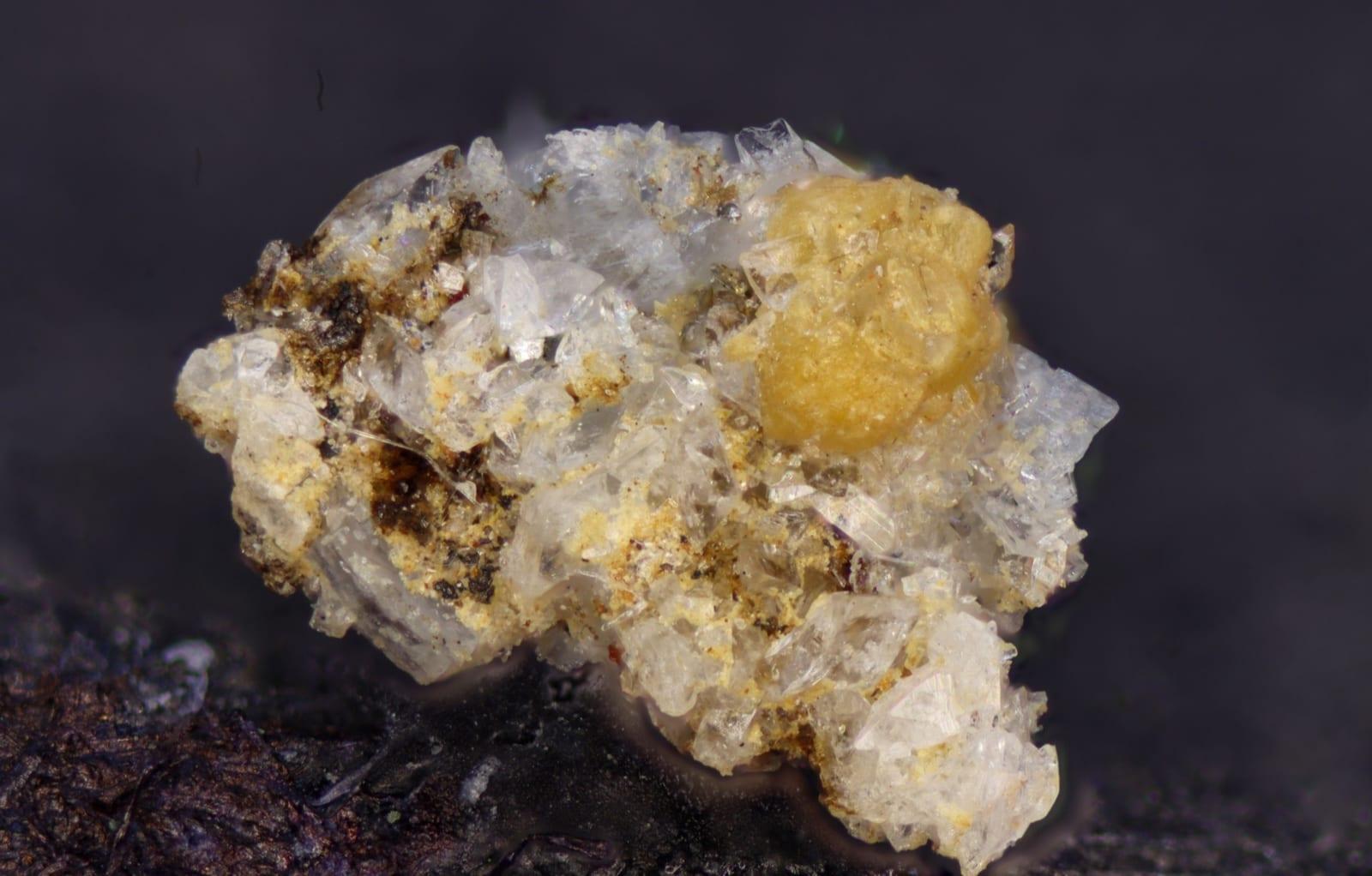 Zigrasite mineral