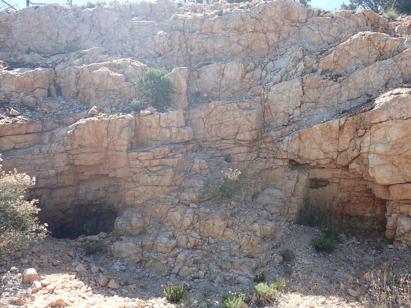 Hadring Mine quartz zone at Harding Pegmatite Mine, Taos County, New Mexico