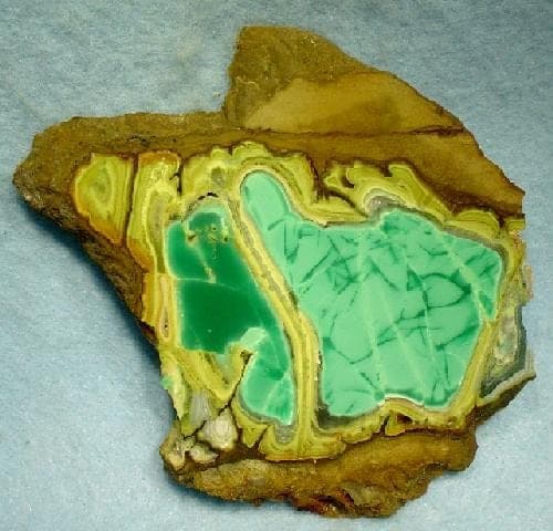 Crandallite mineral