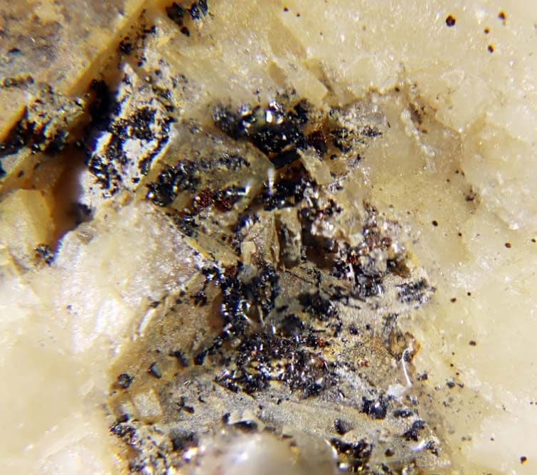 Derbylite mineral