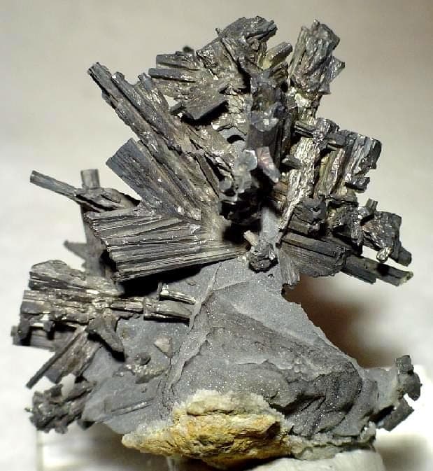 Dyscrasite mineral