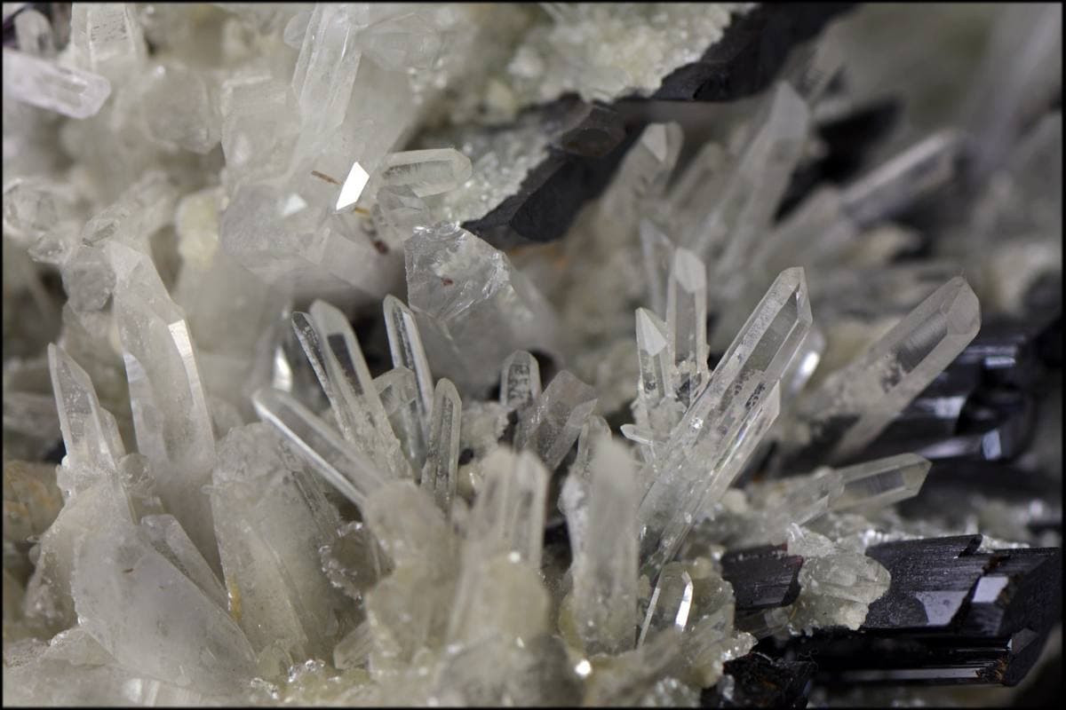 Huebnerite gemstone