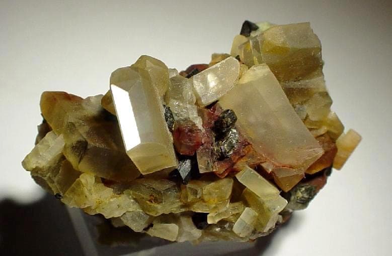 Oligoclase mineral