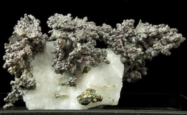 Safflorite mineral