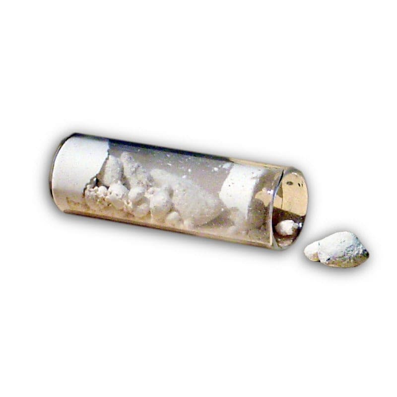 Taranakite mineral