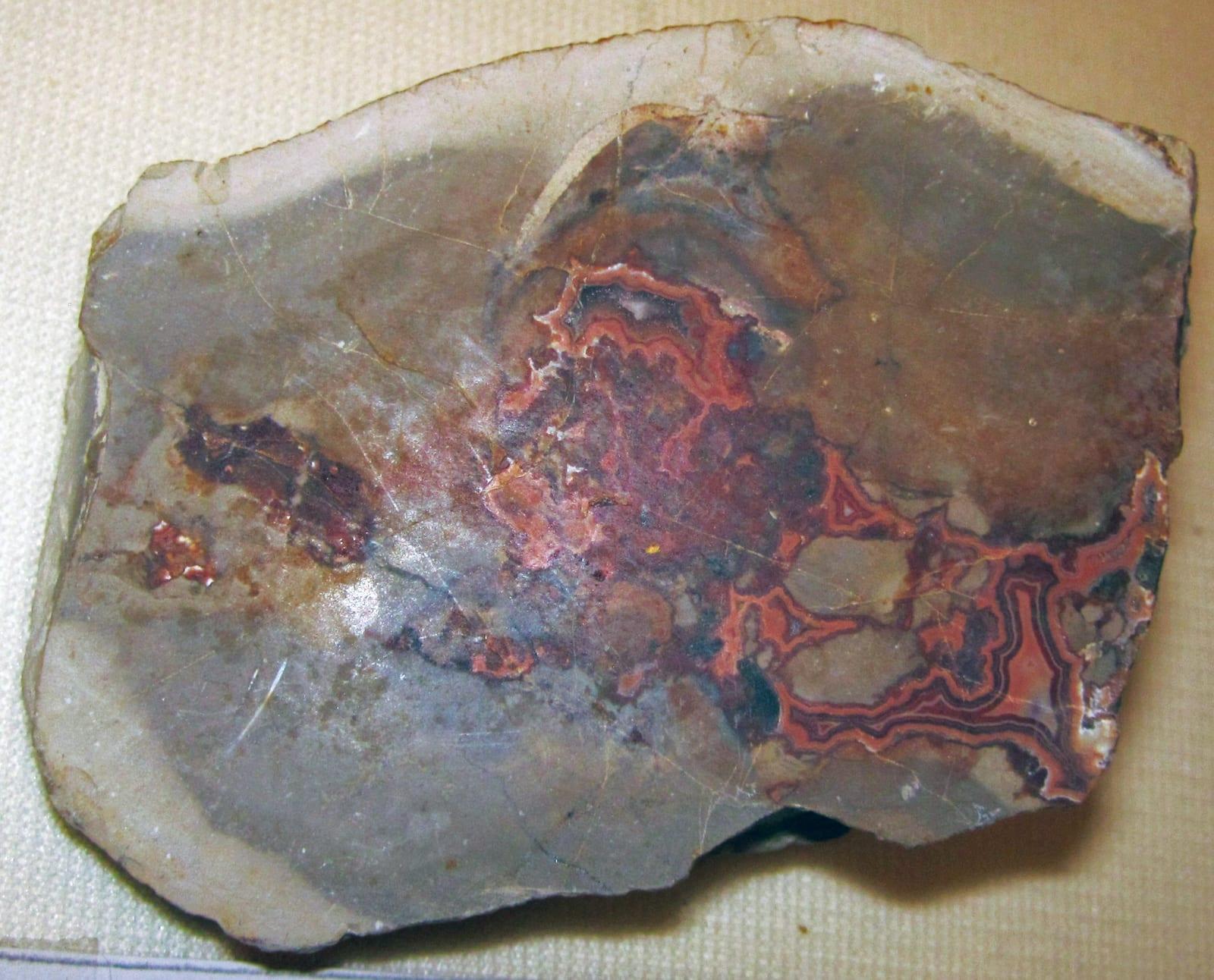 Teepee Canyon Agate mineral