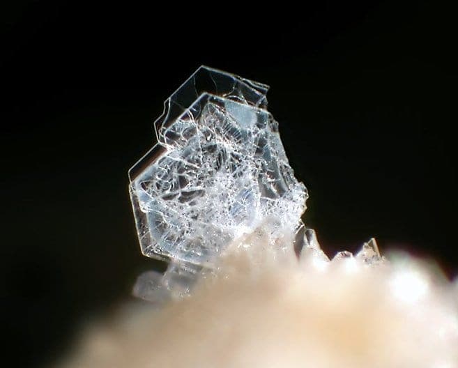 Tridymite mineral