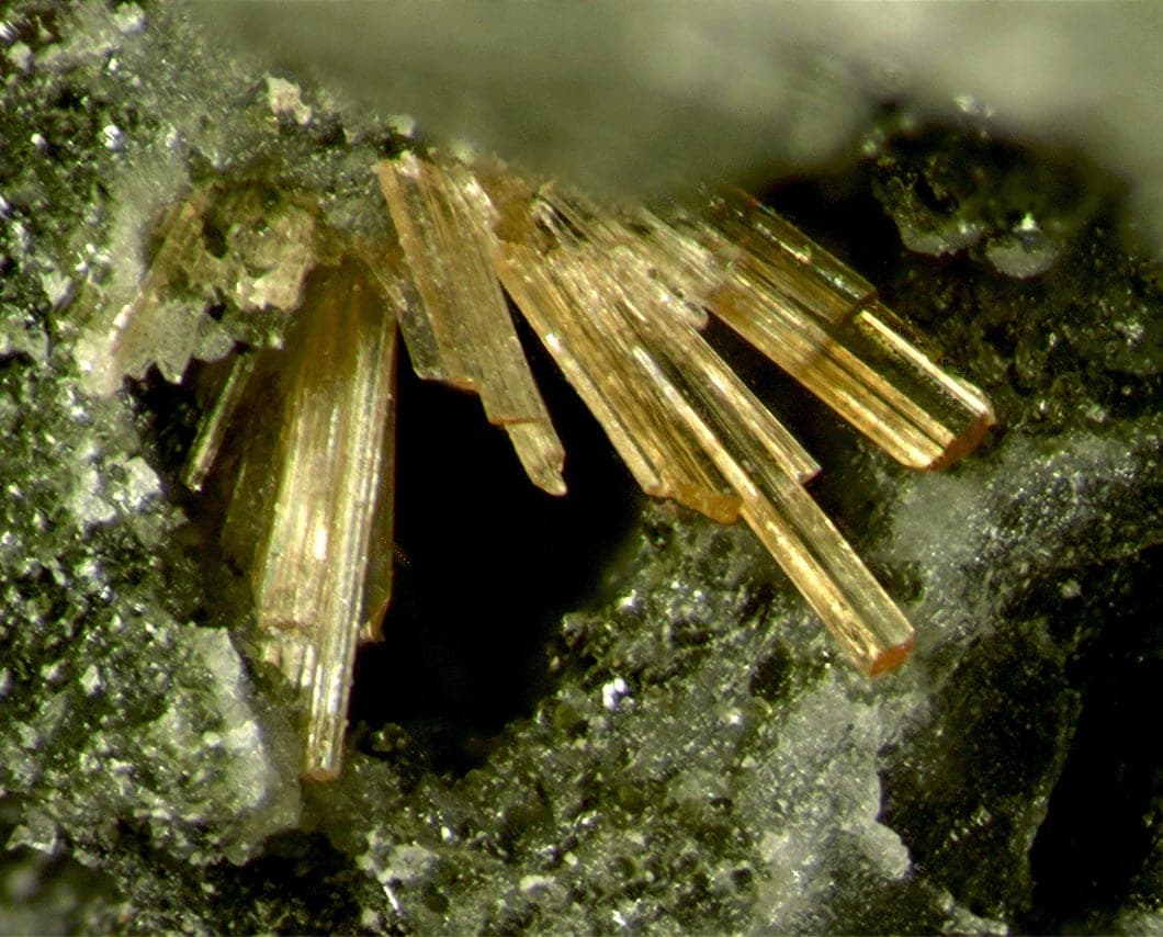 Tundrite-(Ce) mineral — Tundrite (Ce) 789494