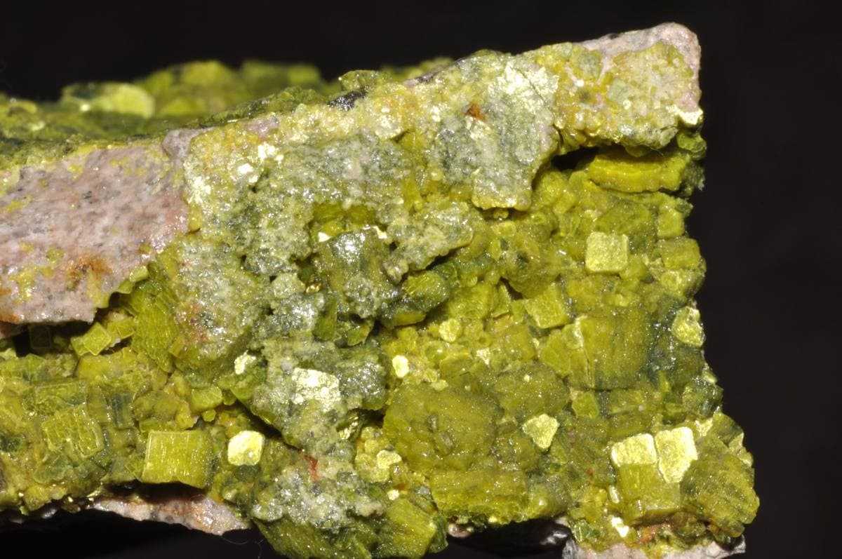 Uranium Ore gemstone