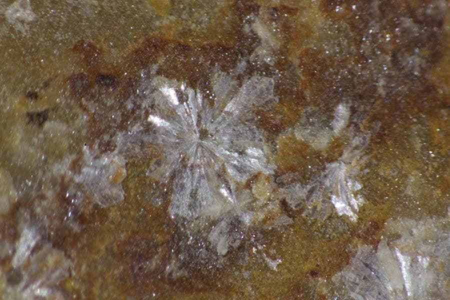 Vantasselite mineral