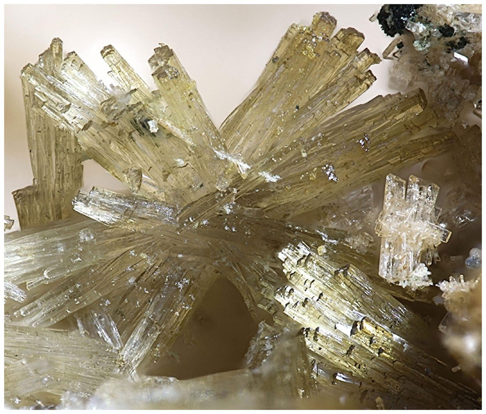 Whiteite-(CaMgMg) mineral — EJM Whiteite (CaMnFe), a new jahnsite group mineral from the Hagendorf Süd pegmatite, Oberpfalz, Bavaria
