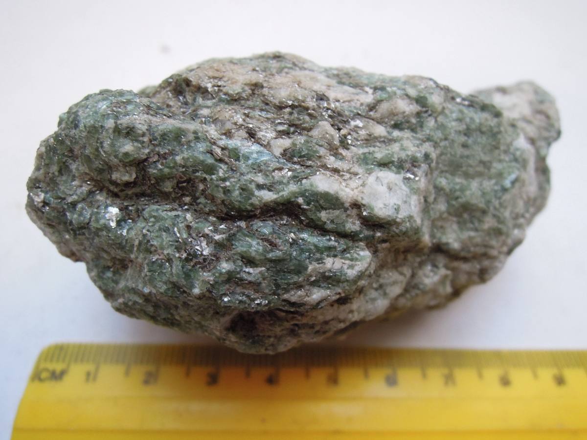 Actinolite Prisms gemstone
