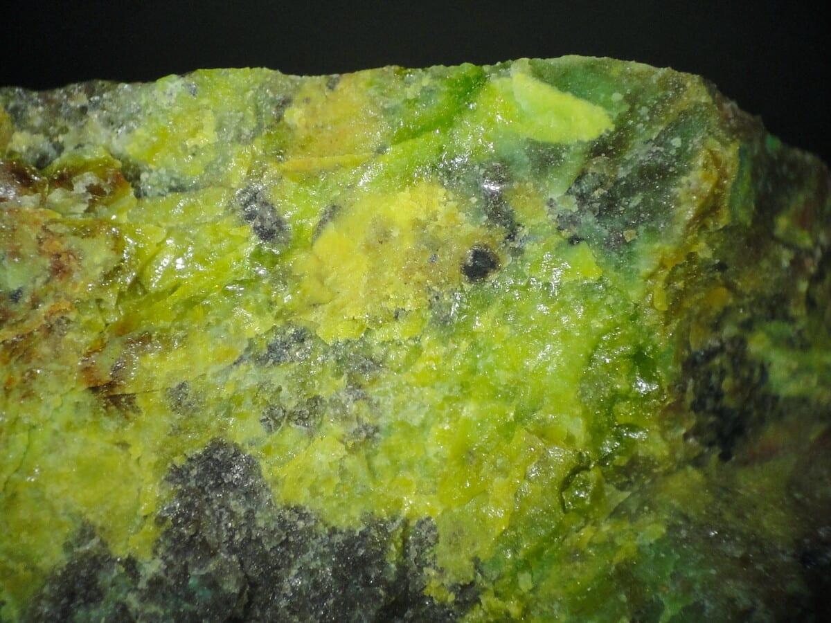 Asselbornite mineral