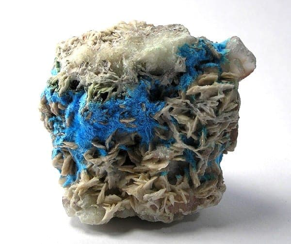 Carbonatecyanotrichite mineral
