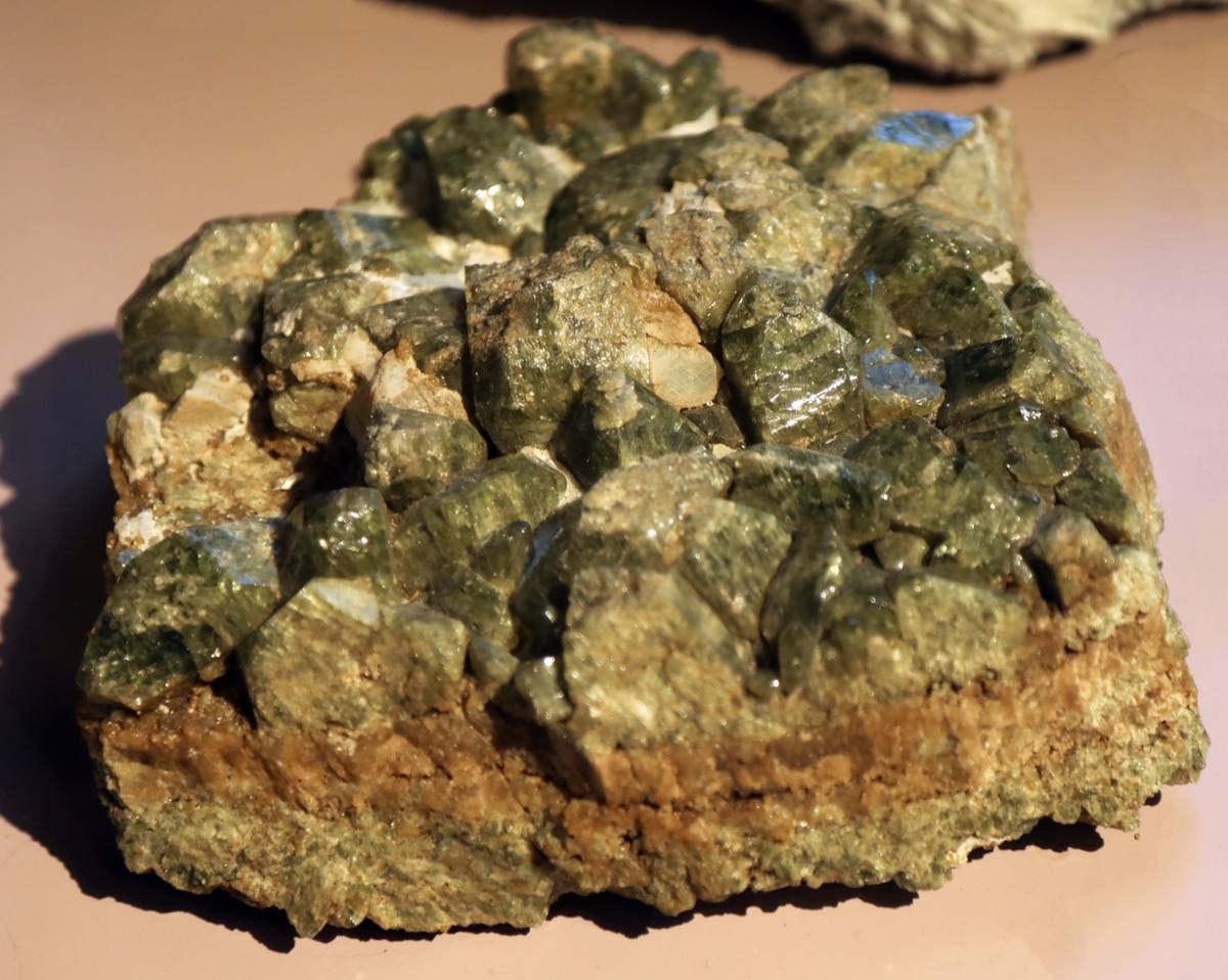 Coccolite gemstone