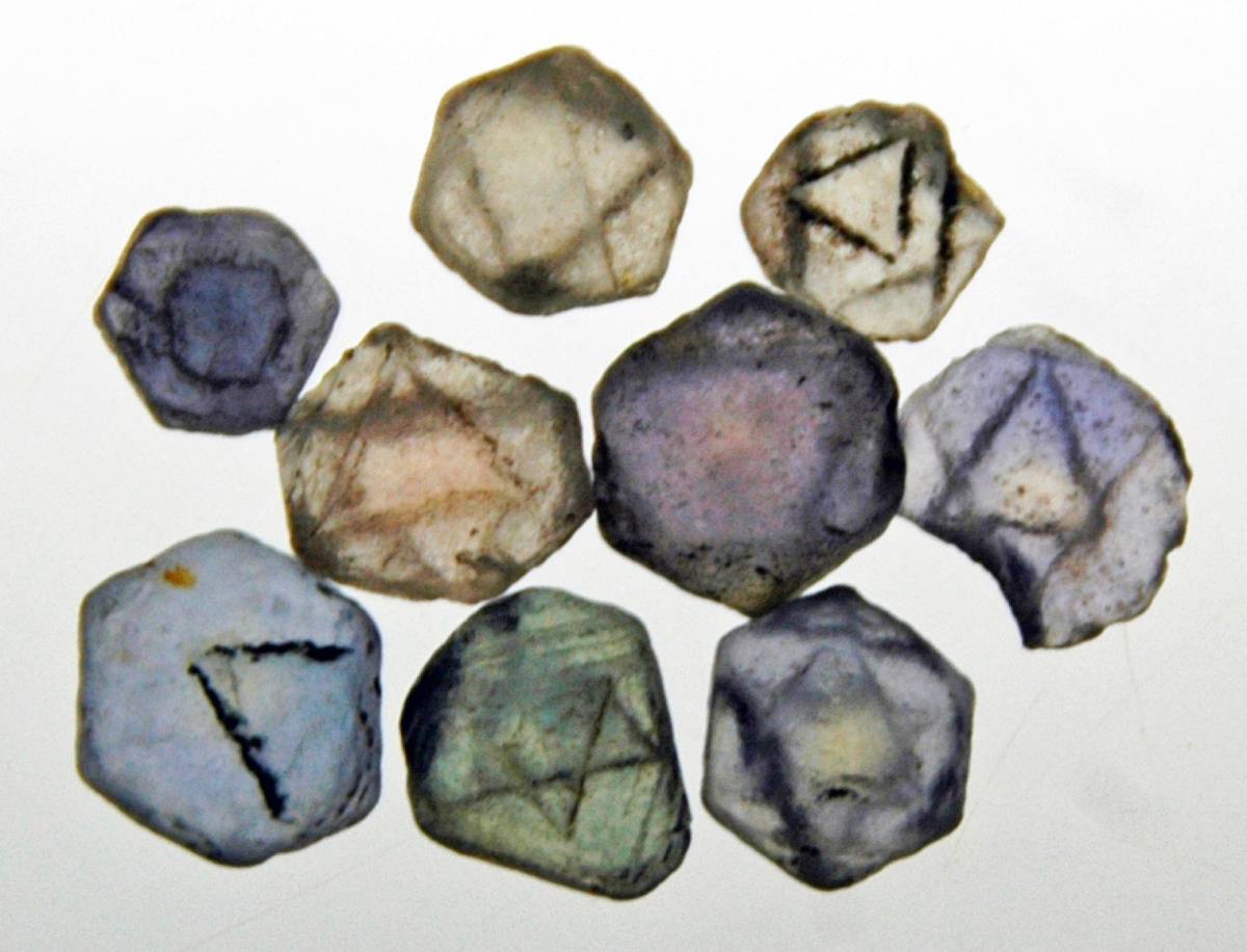 Water-worn alluvial sapphire rough, Spokane Sapphire Mine, Montana
