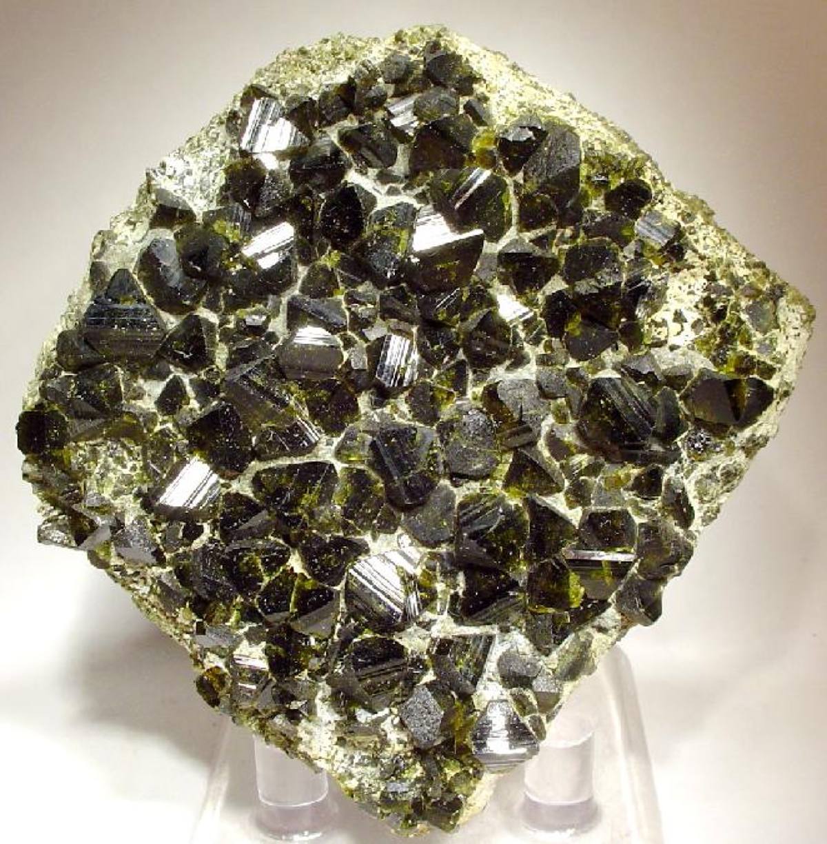 Dark green epidote crystals on plate, Calumet Mine, Colorado