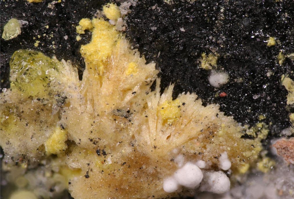 Ferricopiapite mineral