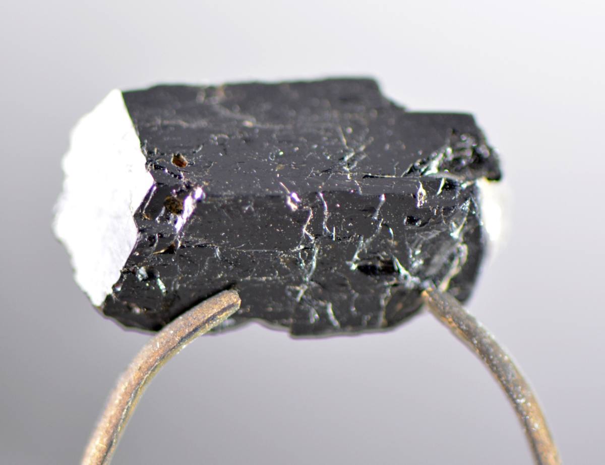 Ferro-ferri-hornblende gemstone
