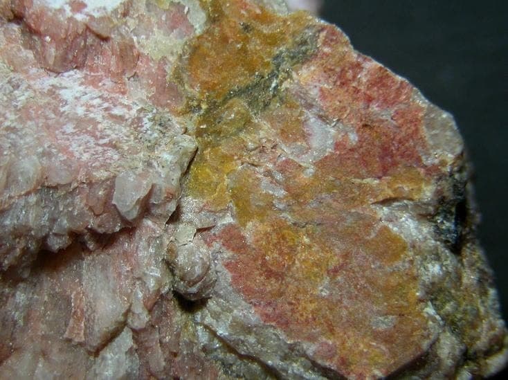 Fluocerite-(Ce) mineral