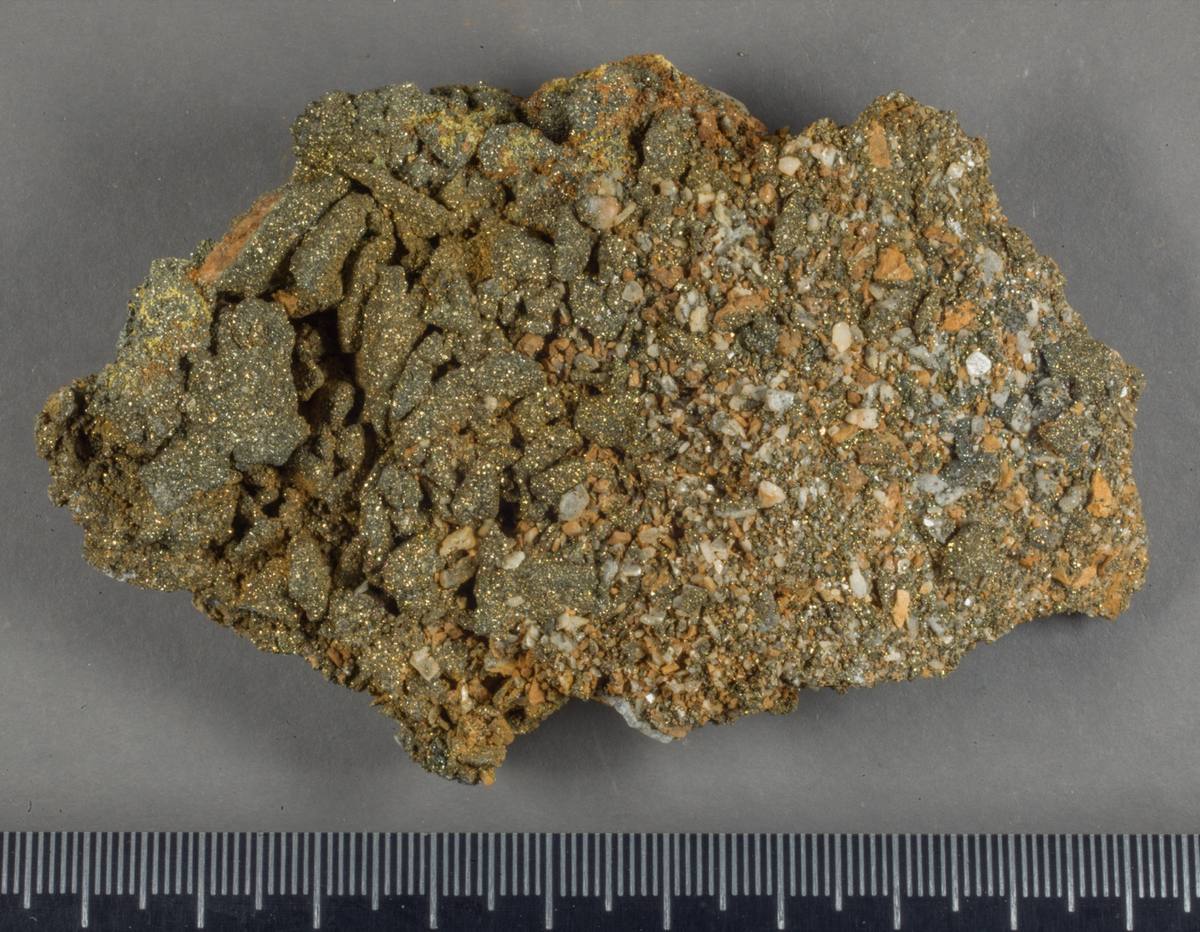 Gray Barite mineral