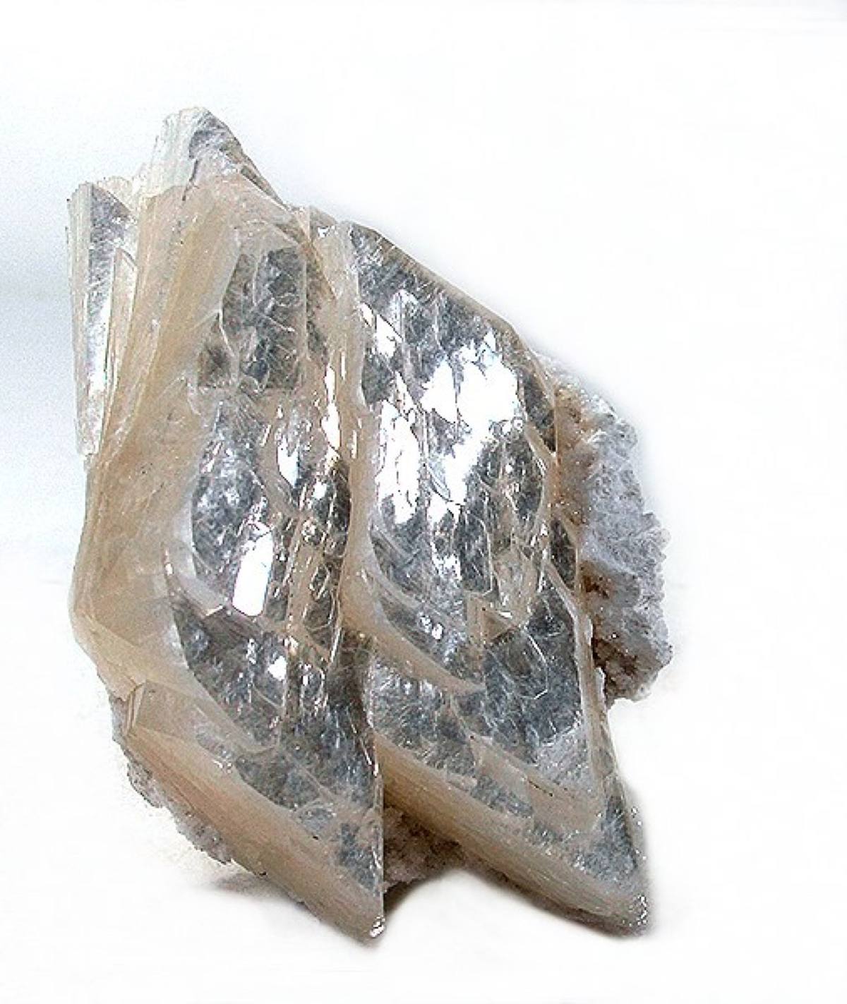 Eggshell doubly-terminated heulandite crystals, Nasik, India