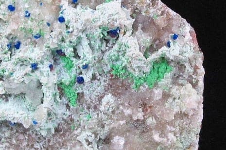 Hydroxyapophyllite-(K) mineral
