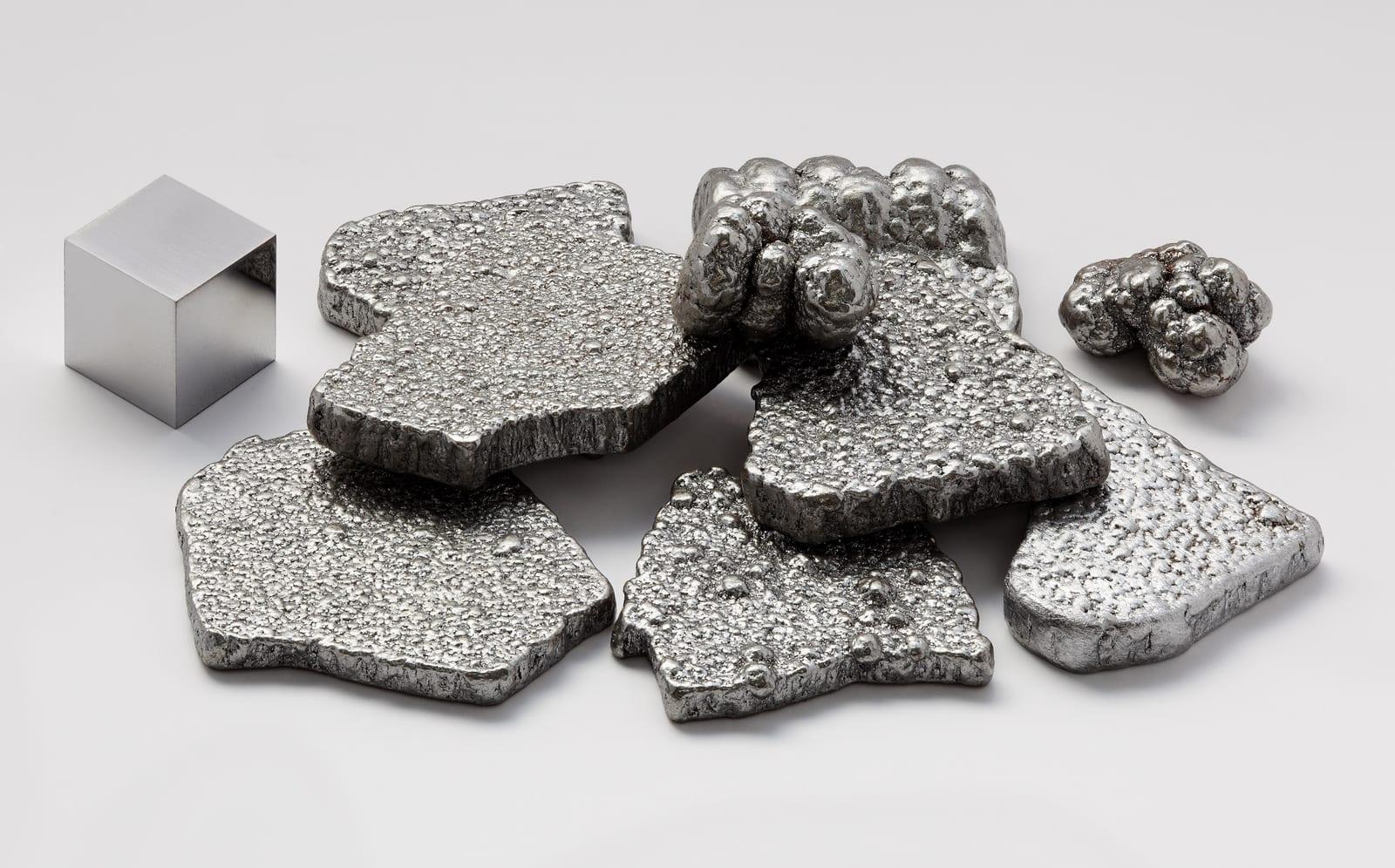 Iron mineral