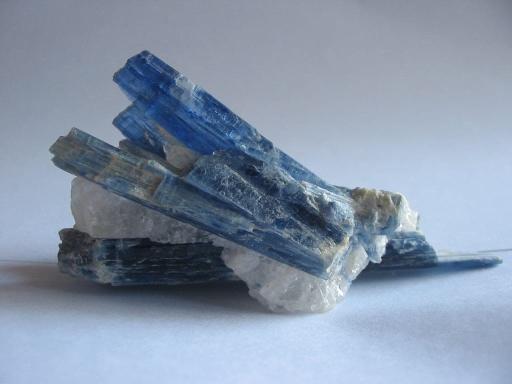 Kyanite mineral