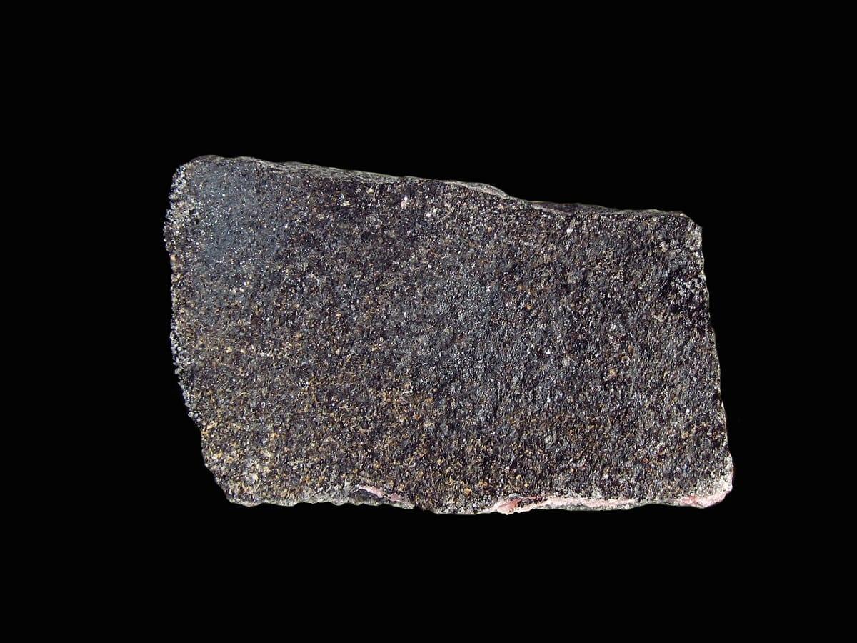 Mangano-ferri-eckermannite mineral