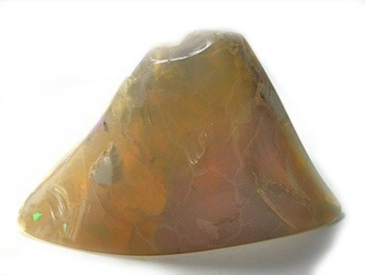 Honey-yellow common opal without play-of-colour
