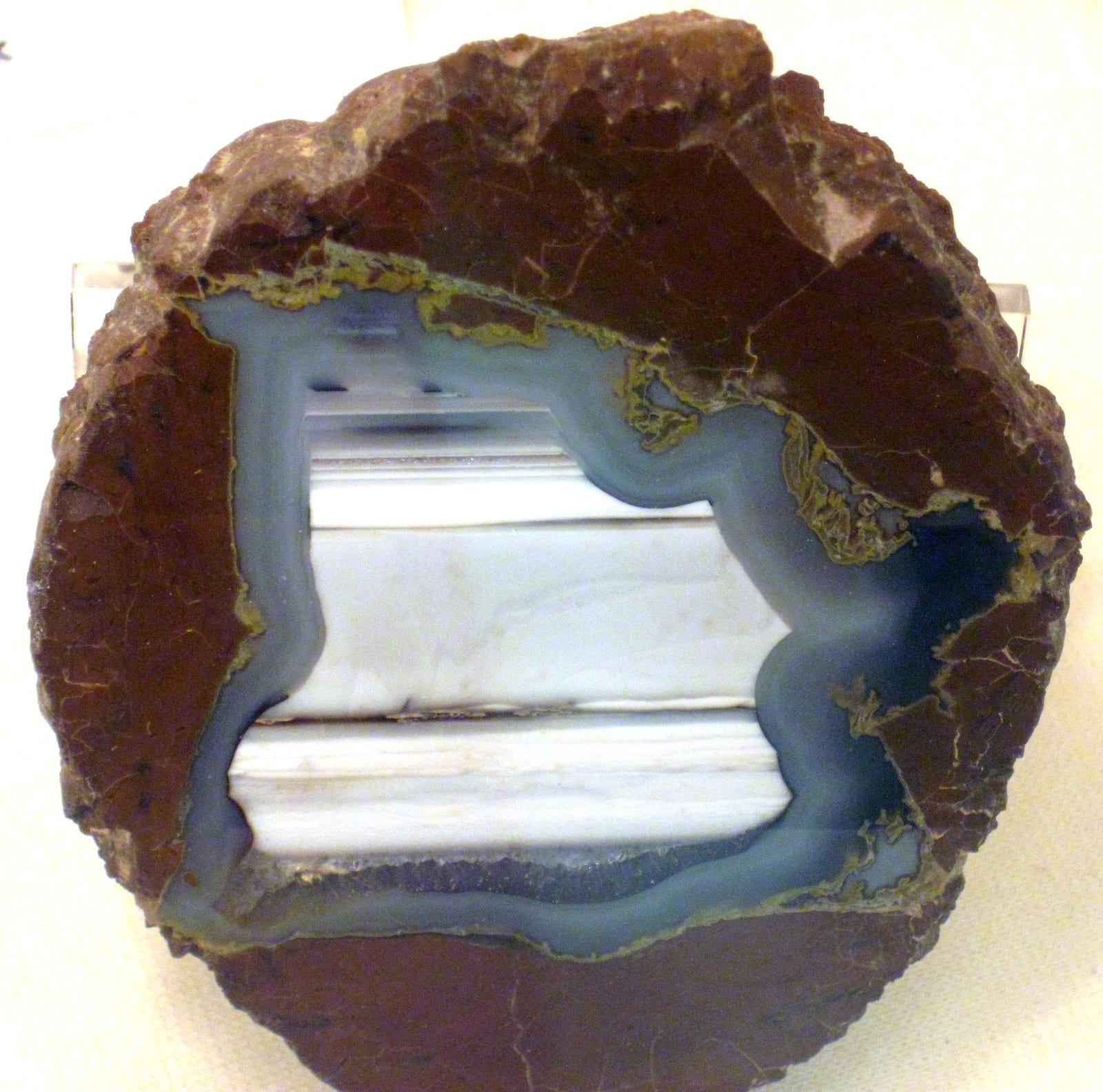 Priday Thunderegg fossil, Thunder Egg Agate (Priday Blue Bed, John Day Formation, Miocene; near Madras, Oregon, USA)