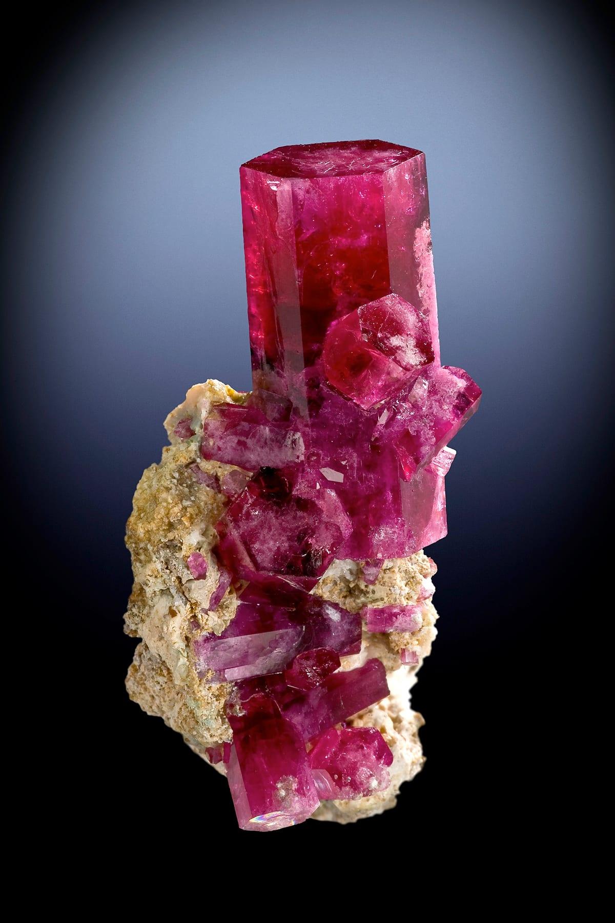 Red Beryl gemstone